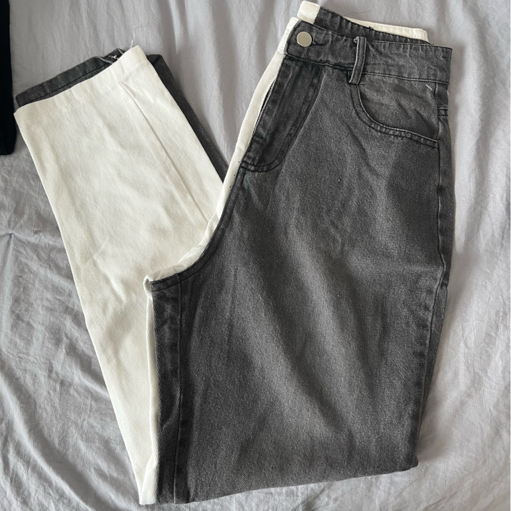 High Waisted Black/White Jeans